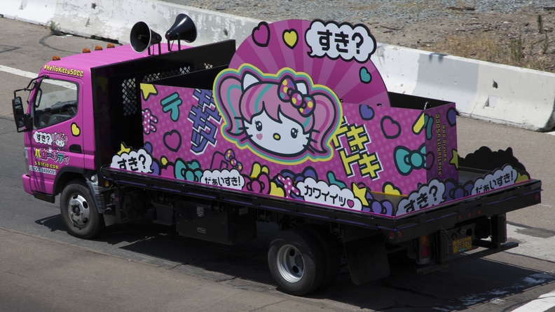 400-3003 Comic Con - Hello Kitty Truck.jpg